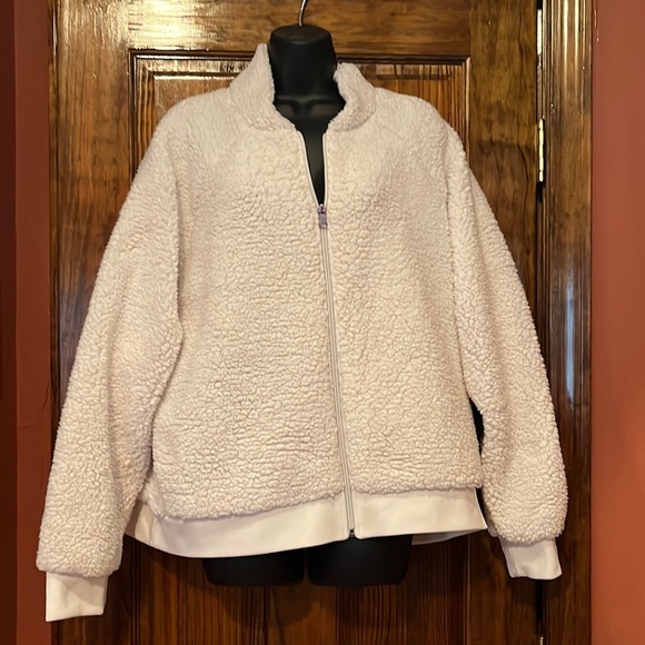 CALIA by Carrie Underwood Jackets & Blazers - Calia Cream Sherpa Fleece Jacket